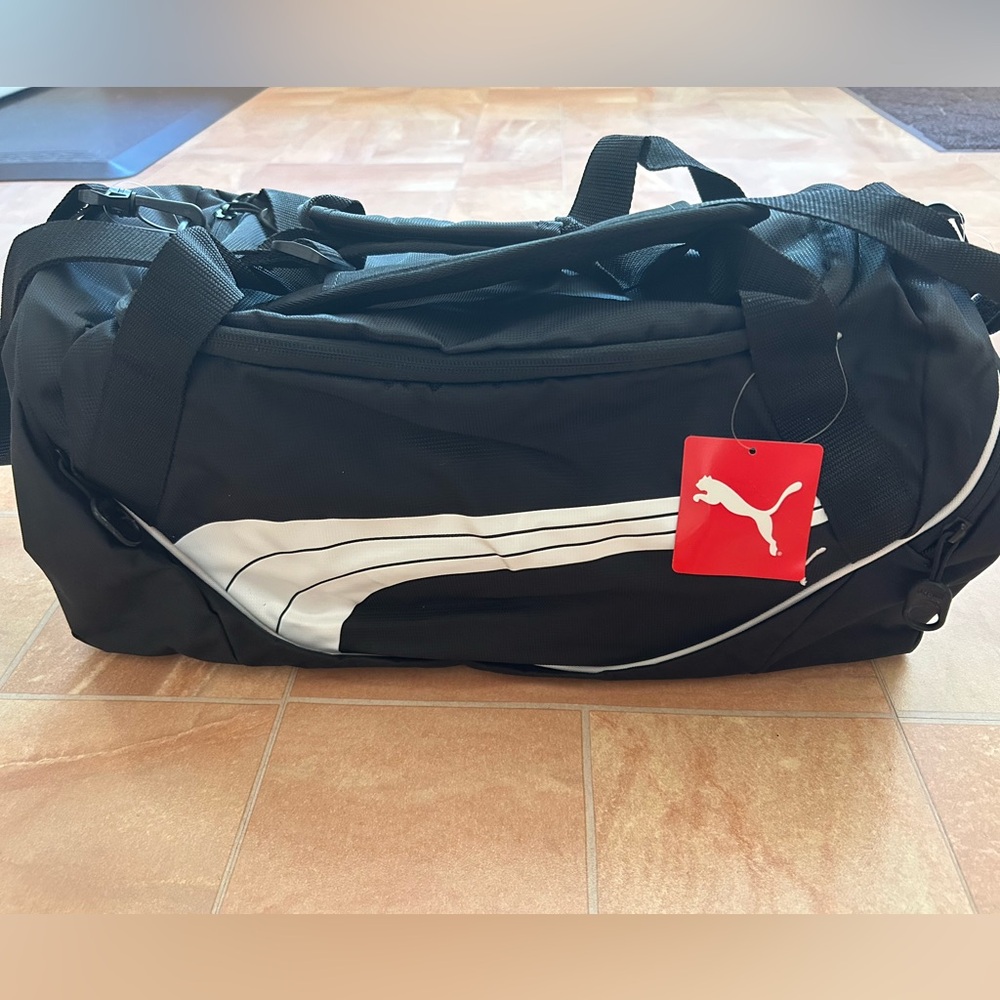NWT Puma Men's Black Gym Active Fitness Travel Duffel Bag